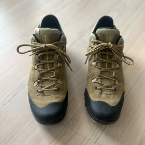 Lows Focus GTX Lo Low 11.5 Mens Hiking Shoe